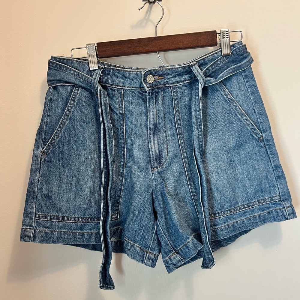 Banana Republic Denim Blue Women's Jean Shorts